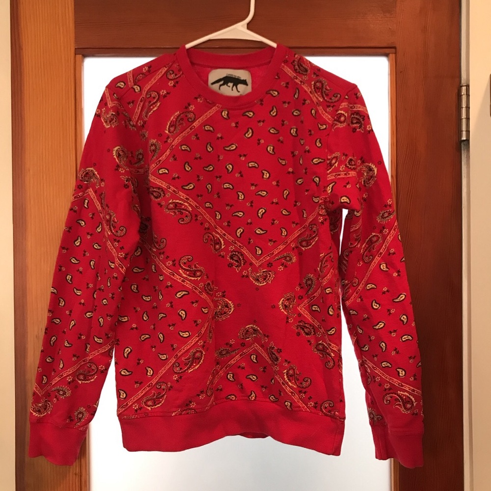 Bandana/paisley pullover